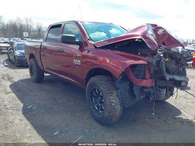 Aukcja sprzedaży 2018 Ram 1500 Express  4x4 5'7 Box, vin: 3C6RR7KG8JG235511, numer aukcji: 44776204