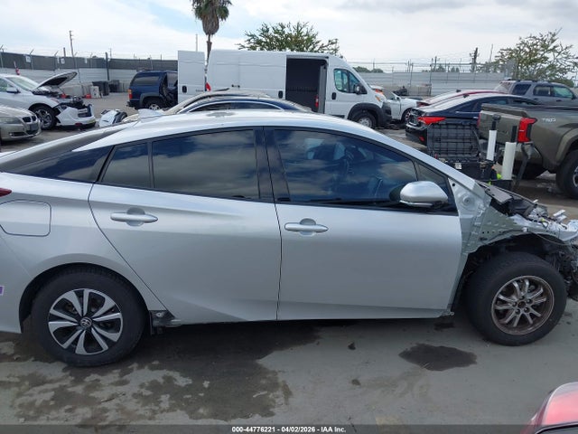 JTDKARFP7J3092500 Toyota Prius Prime Premium