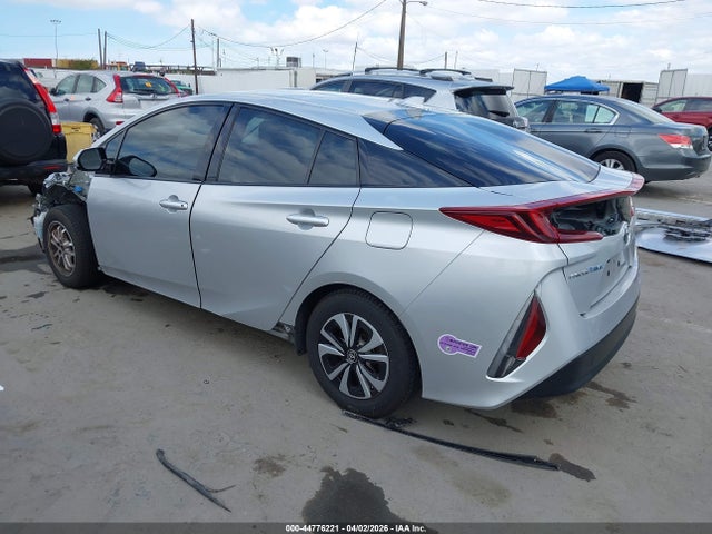 JTDKARFP7J3092500 Toyota Prius Prime Premium