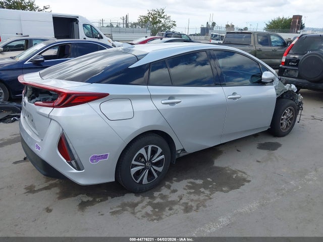 JTDKARFP7J3092500 Toyota Prius Prime Premium