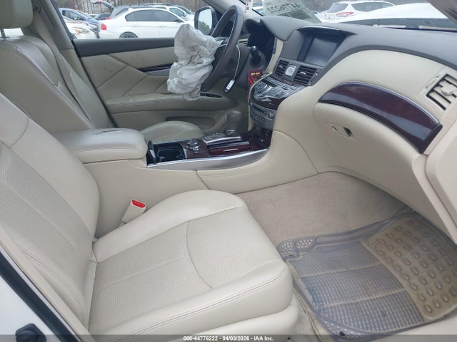 44776222 :رقم المزاد ، JN1BY1AR8JM220763 vin ، 2018 Infiniti Q70 3.7x Luxe مزاد بيع