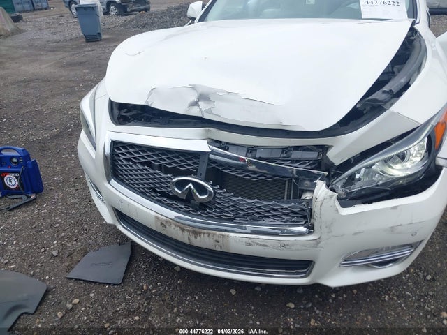 44776222 :رقم المزاد ، JN1BY1AR8JM220763 vin ، 2018 Infiniti Q70 3.7x Luxe مزاد بيع