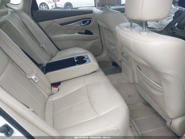 44776222 :رقم المزاد ، JN1BY1AR8JM220763 vin ، 2018 Infiniti Q70 3.7x Luxe مزاد بيع