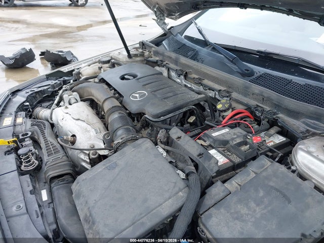 W1K3G4EB1MJ285954 Mercedes-Benz A 220