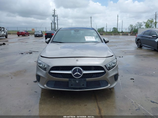 W1K3G4EB1MJ285954 Mercedes-Benz A 220