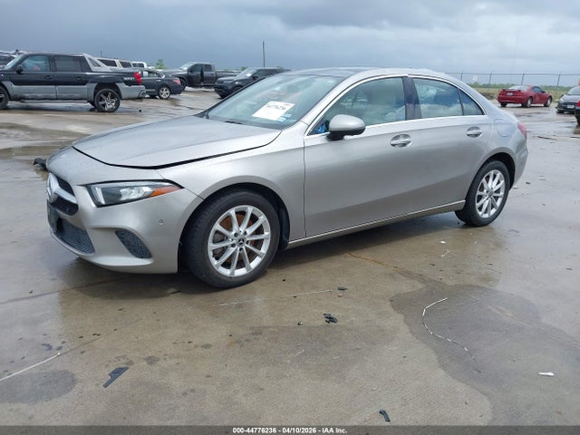 W1K3G4EB1MJ285954 Mercedes-Benz A 220