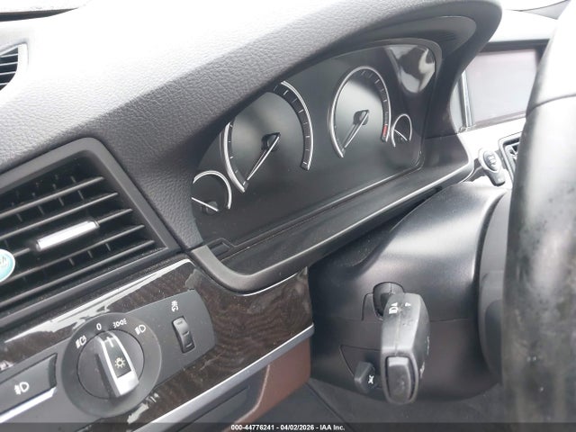 2015 Bmw 535i Xdrive მანქანა იყიდება აუქციონზე, vin: WBA5B3C53FD546234, აუქციონის ნომერი: 44776241