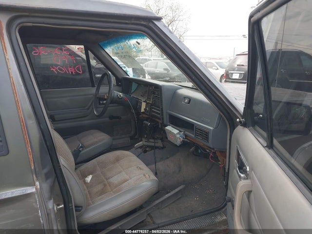 44776257 :رقم المزاد ، 1J7FT66L1LL143660 vin ، 1990 Jeep Comanche Eliminator مزاد بيع