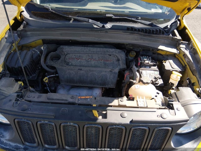 ZACCJBCB4JPH84987 Jeep Renegade Trailhawk 4x4