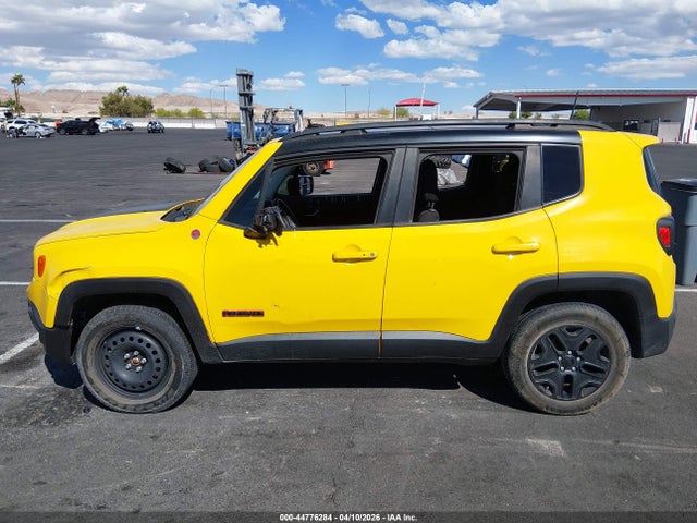 ZACCJBCB4JPH84987 Jeep Renegade Trailhawk 4x4