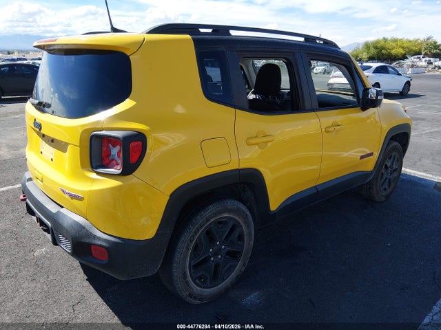 ZACCJBCB4JPH84987 Jeep Renegade Trailhawk 4x4