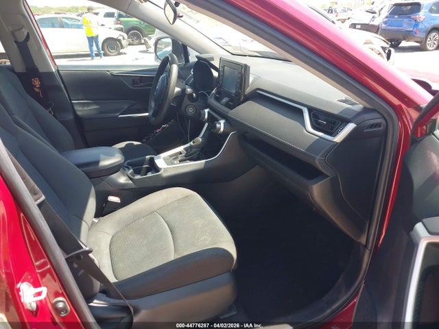 44776287 :رقم المزاد ، 2T3H1RFV3LC048388 vin ، 2020 Toyota Rav4 Le مزاد بيع