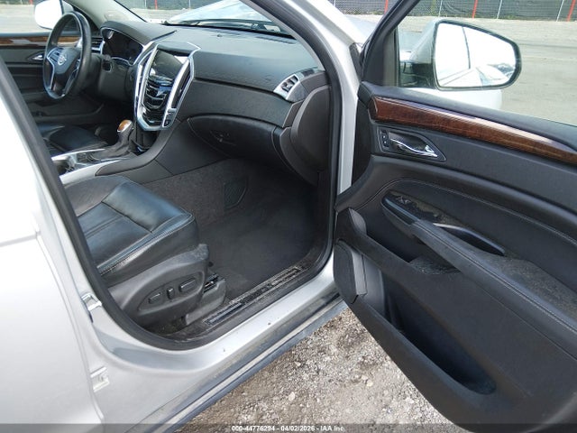Auction sale of the 2016 Cadillac Srx Luxury Collection, vin: 3GYFNBE33GS584174, lot number: 44776294