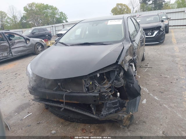 2017 Toyota Corolla Le მანქანა იყიდება აუქციონზე, vin: 2T1BURHE8HC779828, აუქციონის ნომერი: 44776298