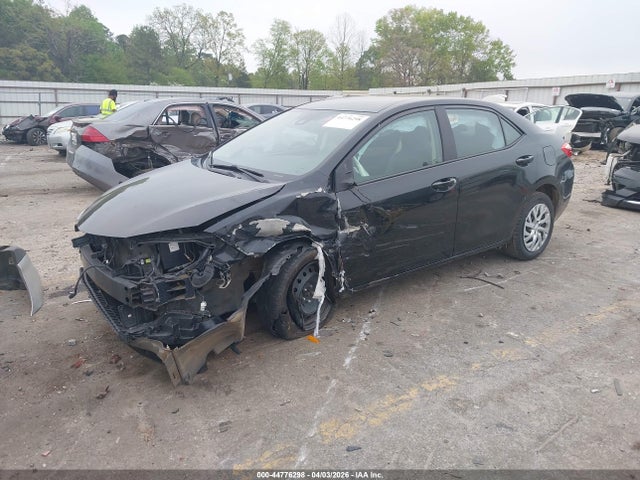 2017 Toyota Corolla Le მანქანა იყიდება აუქციონზე, vin: 2T1BURHE8HC779828, აუქციონის ნომერი: 44776298