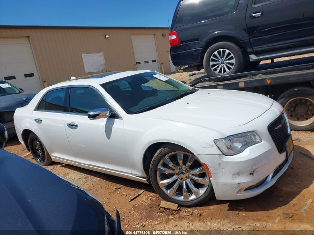 44776306 :رقم المزاد ، 2C3CCAEG3HH586494 vin ، 2017 Chrysler 300c مزاد بيع
