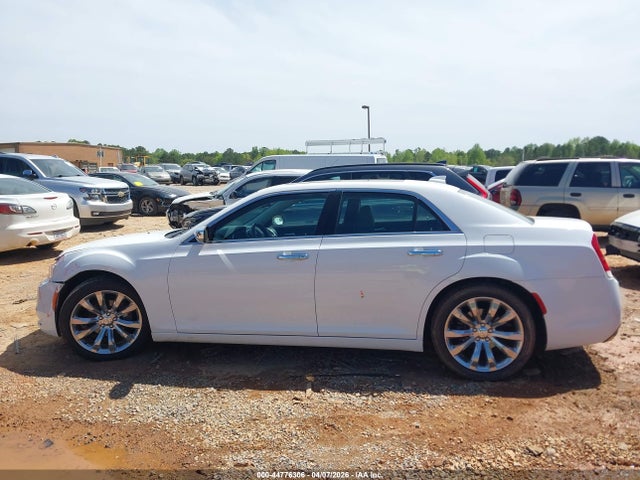 44776306 :رقم المزاد ، 2C3CCAEG3HH586494 vin ، 2017 Chrysler 300c مزاد بيع