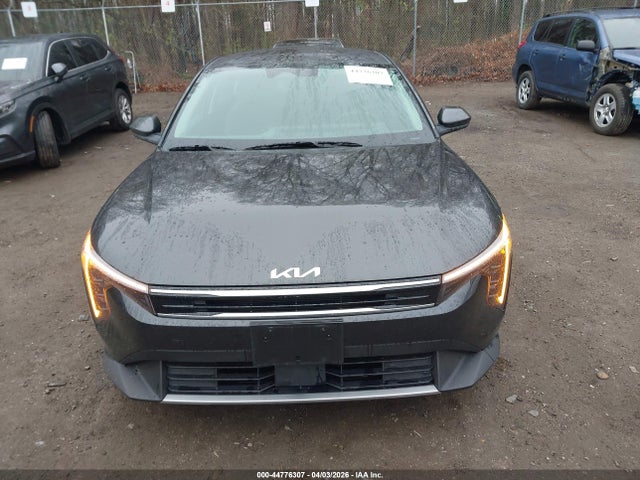 2025 Kia K4 Ex მანქანა იყიდება აუქციონზე, vin: 3KPFU4DE6SE185712, აუქციონის ნომერი: 44776307
