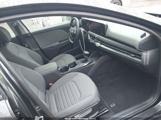 2025 Kia K4 Ex მანქანა იყიდება აუქციონზე, vin: 3KPFU4DE6SE185712, აუქციონის ნომერი: 44776307