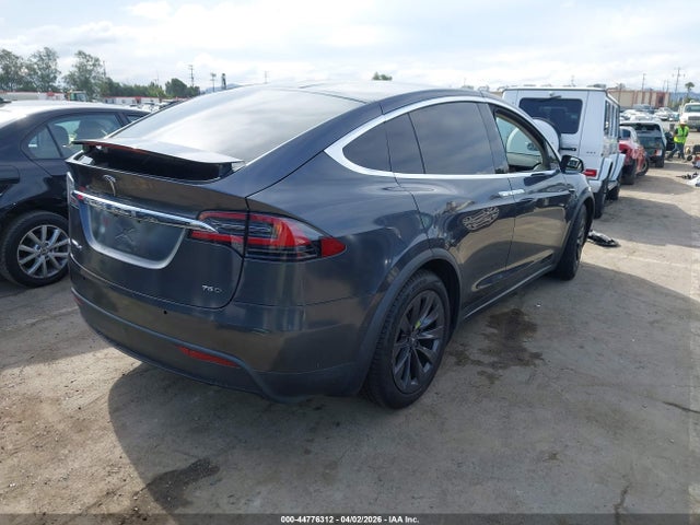 2018 TESLA MODEL X 5YJXCBE26JF140293 Photo 3