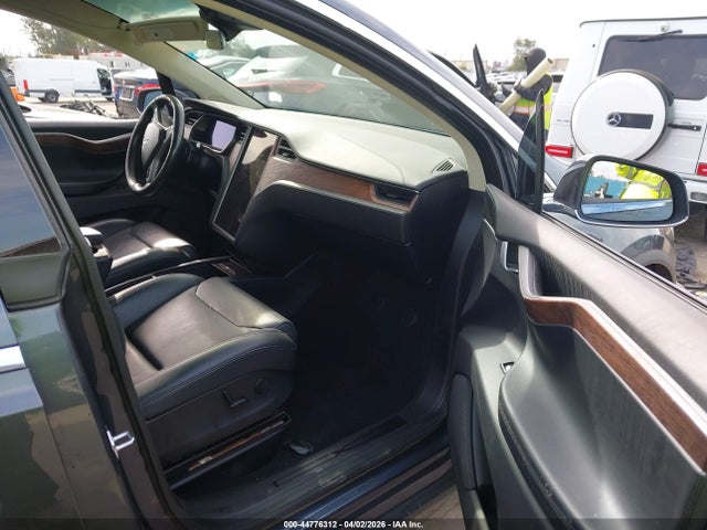 2018 TESLA MODEL X 5YJXCBE26JF140293 Photo 4