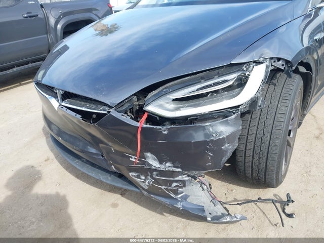 2018 TESLA MODEL X 5YJXCBE26JF140293 Photo 5