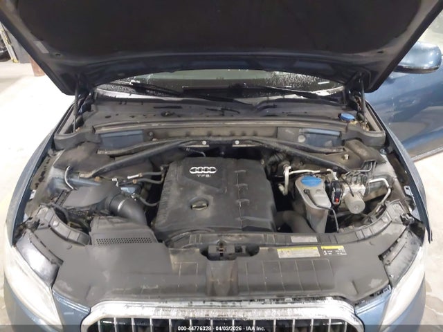 Audi Q5 2.0t Premium 2016 WA1L2AFP1GA105260 Image 10