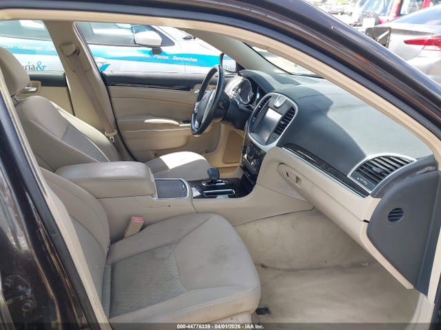 2012 Chrysler 300 მანქანა იყიდება აუქციონზე, vin: 2C3CCAAG2CH313173, აუქციონის ნომერი: 44776339
