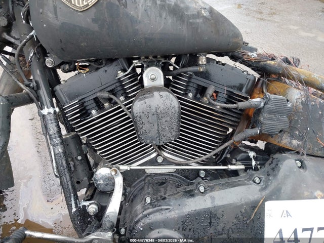 Harley-Davidson FLSS 2016 1HD1JS910GB042450 Image 9