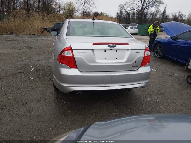 44776351 :رقم المزاد ، 3FAHP0JG1BR340566 vin ، 2011 Ford Fusion Sel مزاد بيع
