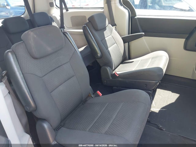 2010 Dodge Grand Caravan Se მანქანა იყიდება აუქციონზე, vin: 2D4RN4DE5AR339787, აუქციონის ნომერი: 44776380