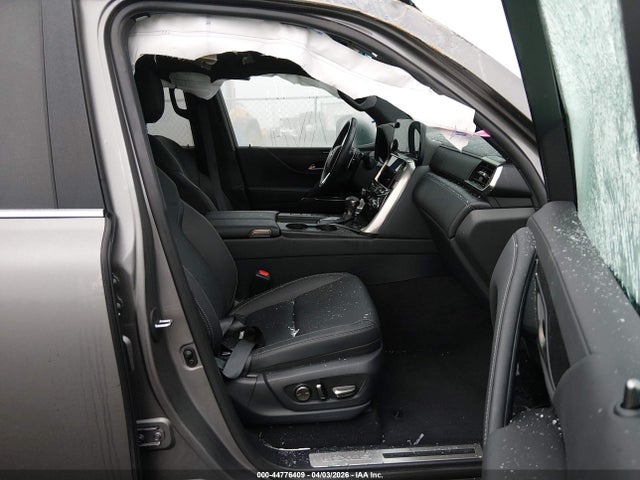 JTJAB7CX3R4049115 Lexus Lx 600 Premium