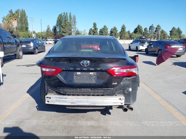 4T1B11HK1JU500949 Toyota CAMRY SE