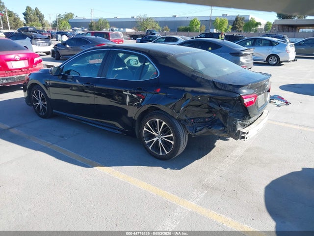 4T1B11HK1JU500949 Toyota CAMRY SE