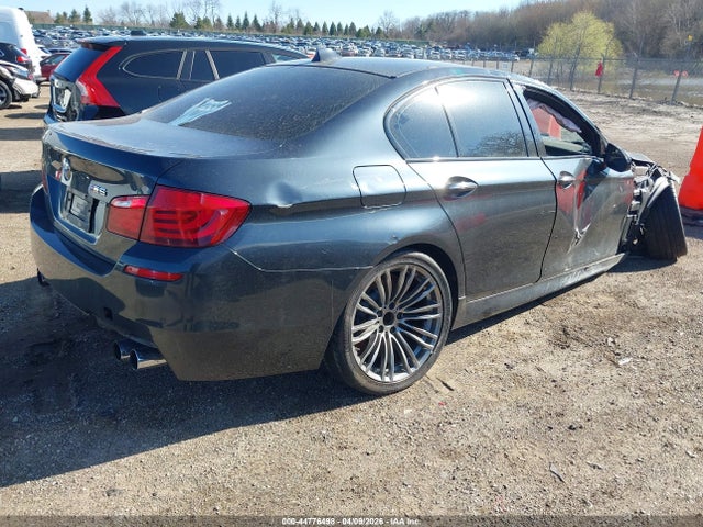 44776498 :رقم المزاد ، WBSFV9C57DC772418 vin ، 2013 Bmw M5 مزاد بيع
