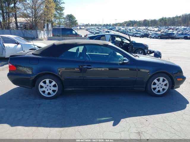 2003 Mercedes-benz Clk 320 მანქანა იყიდება აუქციონზე, vin: WDBLK65G73T138927, აუქციონის ნომერი: 44776508