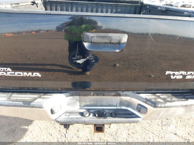 3TMJU4GN9FM181915 Toyota Tacoma Prerunner V6