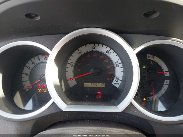 3TMJU4GN9FM181915 Toyota Tacoma Prerunner V6