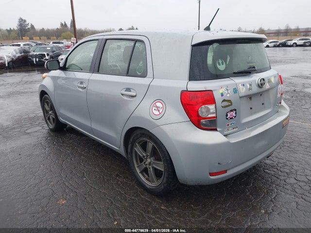 2013 SCION XD JTKKUPB41D1037475 Photo 2