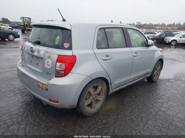 2013 SCION XD JTKKUPB41D1037475 Photo 3