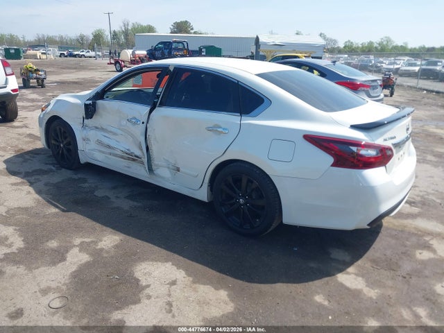 1N4AL3AP6HC248293 Nissan Altima 2.5 Sr