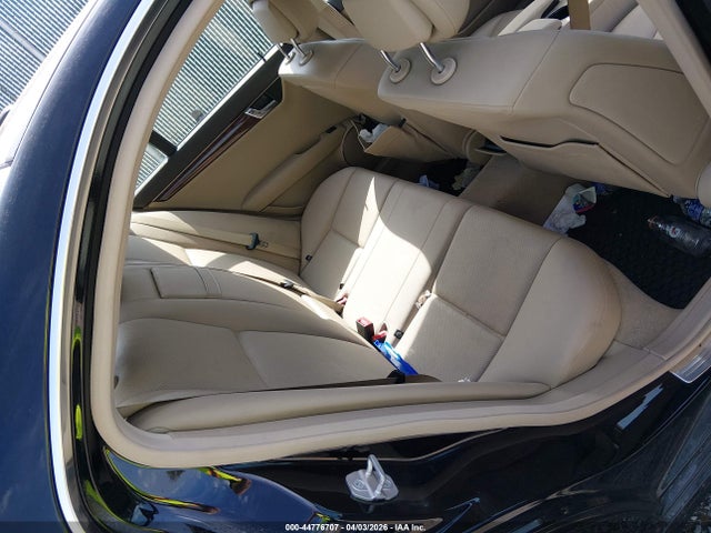 44776707 :رقم المزاد ، WDDGF8BB4BR147792 vin ، 2011 Mercedes-benz C 300 Luxury 4matic مزاد بيع
