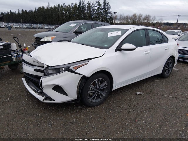 KIA Forte Lxs 2024 3KPF24AD2RE798504 Image 2