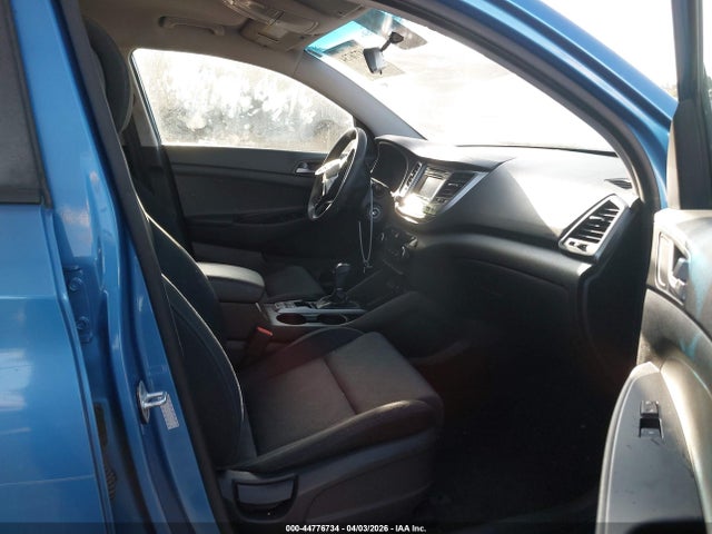 2016 HYUNDAI TUCSON KM8J33A49GU238250 Photo 4