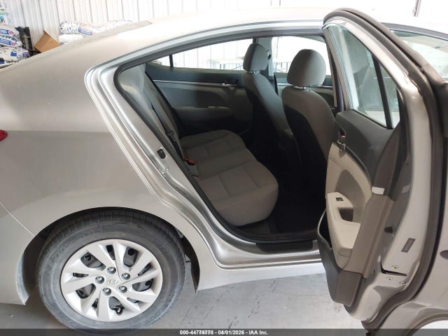 Hyundai ELANTRA SE 2020 5NPD74LF2LH614009 Image 8