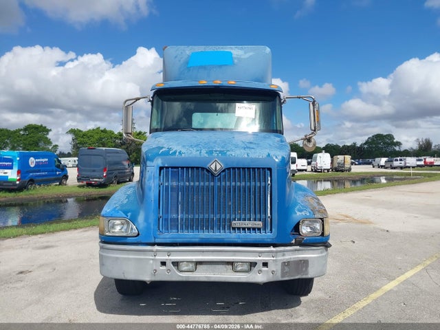 44776785 :رقم المزاد ، 2HSCAATN81C022708 vin ، 2001 International 9100 9100i مزاد بيع