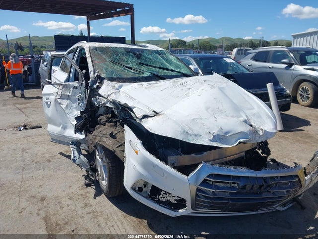Продажа на аукционе авто 2018 Audi Q5 2.0t Premium/2.0t Tech Premium, vin: WA1BNAFYXJ2180424, номер лота: 44776790