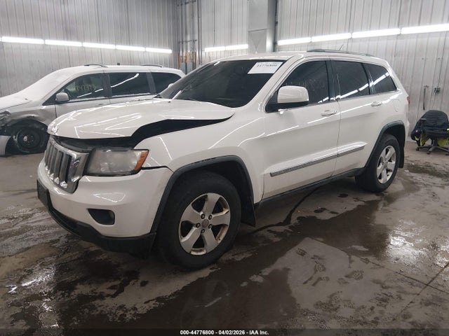 44776800 :رقم المزاد ، 1J4RR4GG5BC735303 vin ، 2011 Jeep Grand Cherokee Laredo مزاد بيع