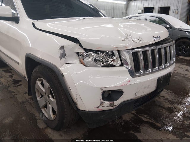 44776800 :رقم المزاد ، 1J4RR4GG5BC735303 vin ، 2011 Jeep Grand Cherokee Laredo مزاد بيع