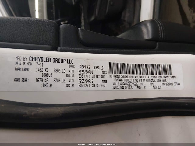 44776800 :رقم المزاد ، 1J4RR4GG5BC735303 vin ، 2011 Jeep Grand Cherokee Laredo مزاد بيع